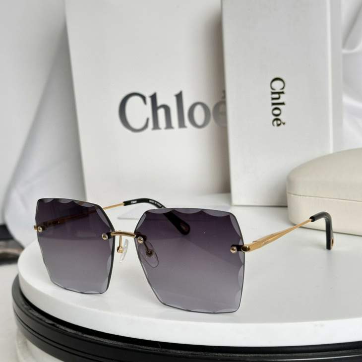 Picture of Chloe Sunglasses _SKUfw66579343fw